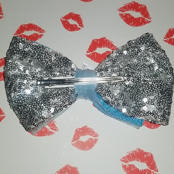 Cinderella light up Bow - Picture 4 of 7
